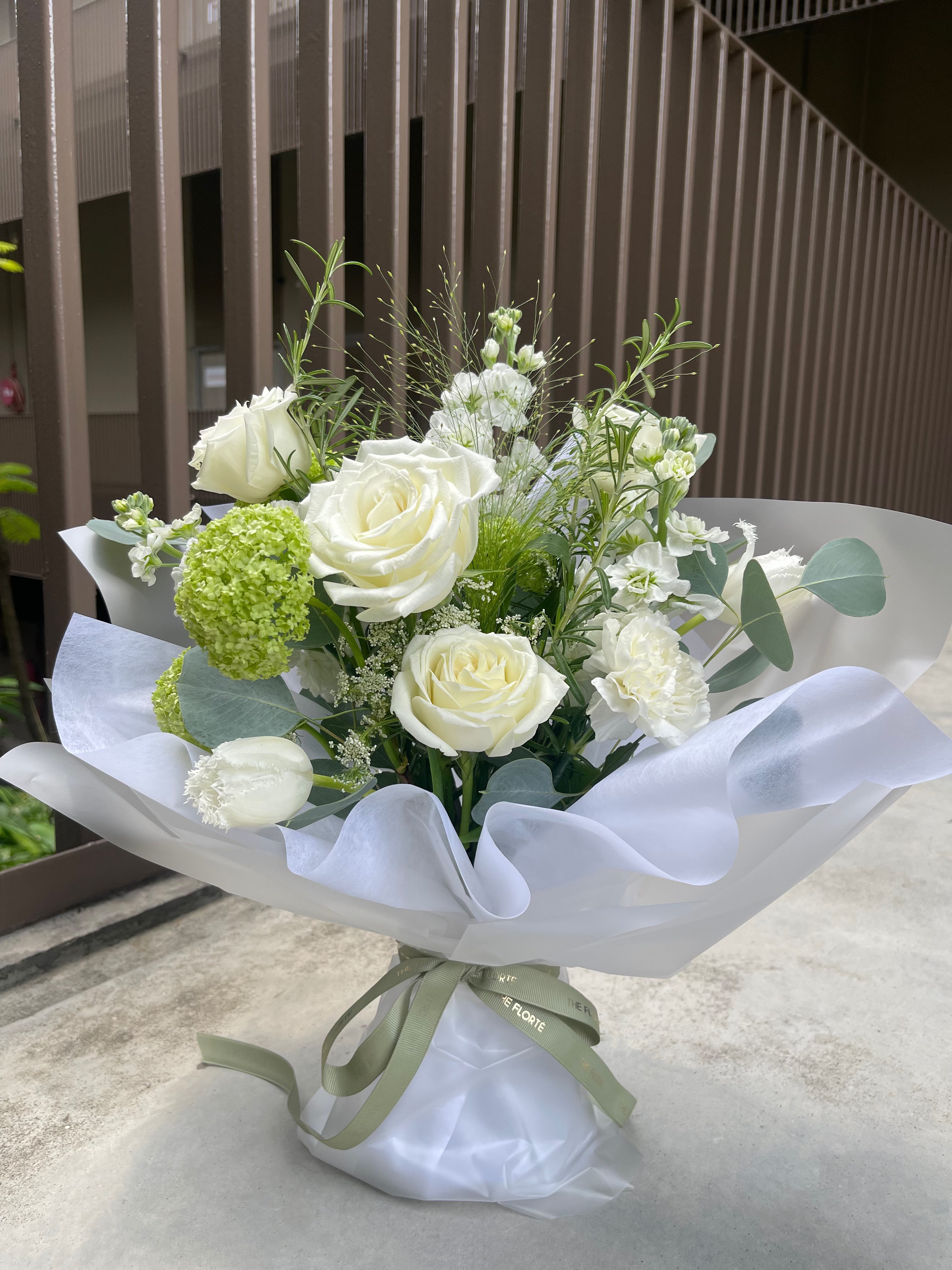 Fresh & White, Bouquet