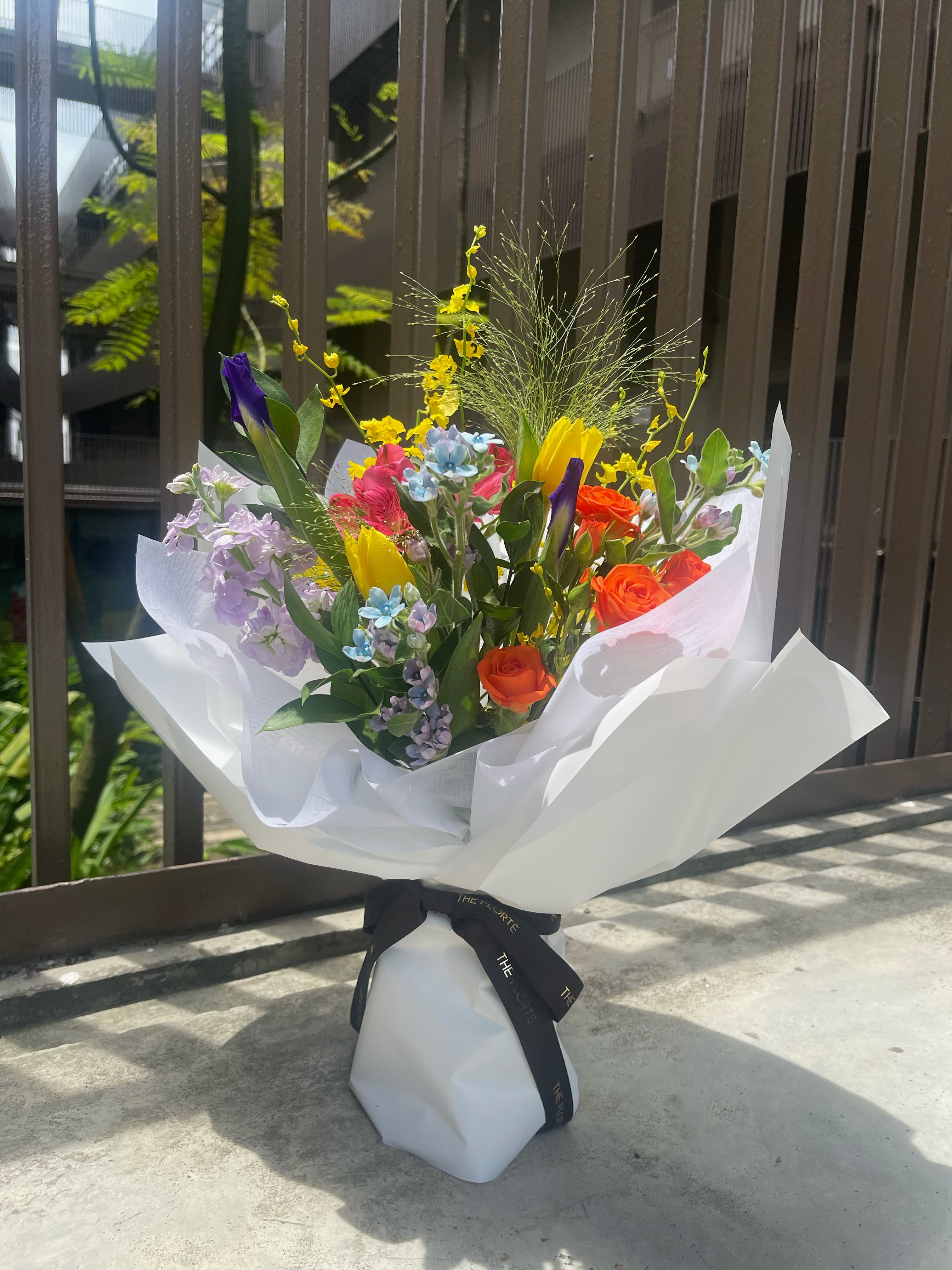 Vibrant Bloom of The Day, Bouquet