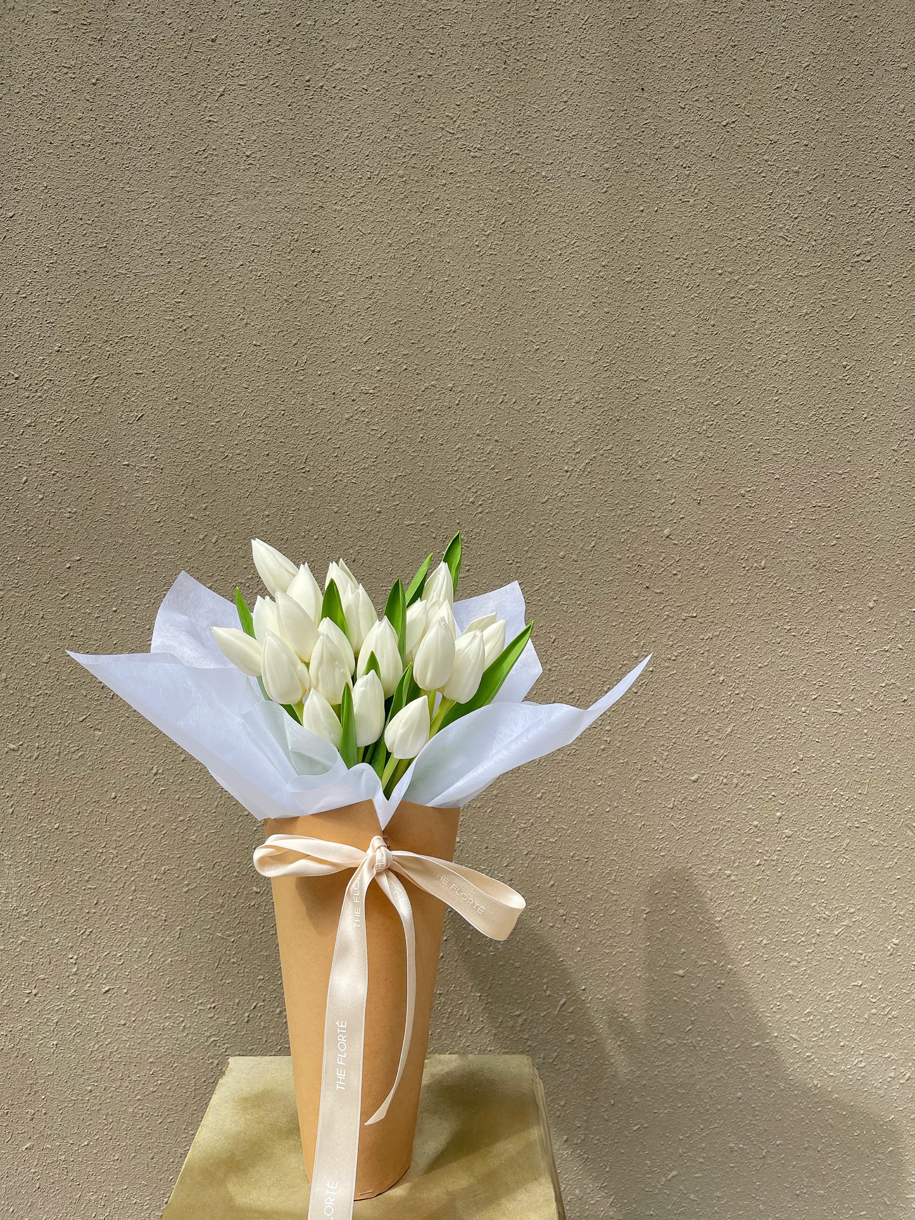 light purple tulip Mother's Day bouquet Singapore delivery — The Florté