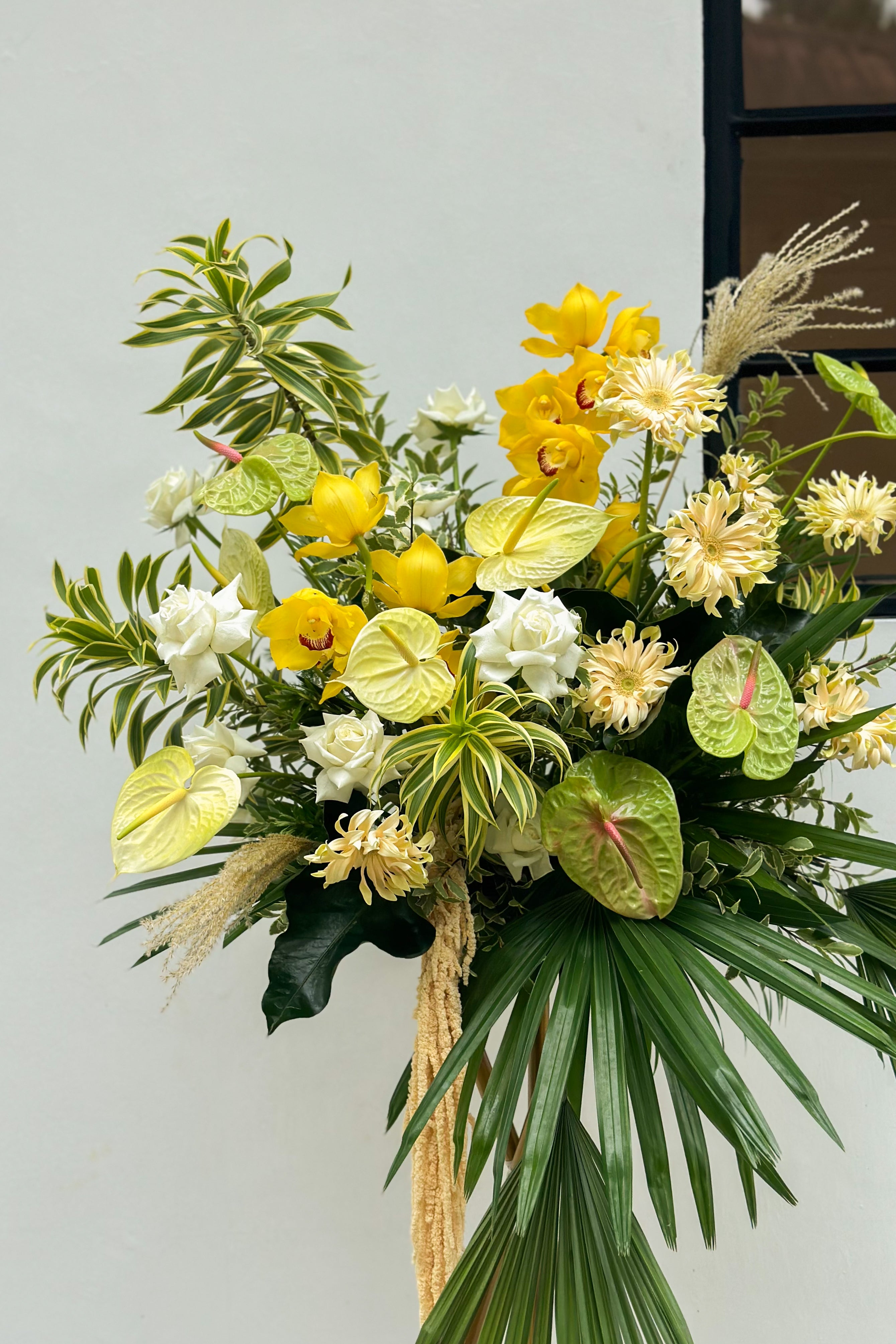 dearest congratulatory stand