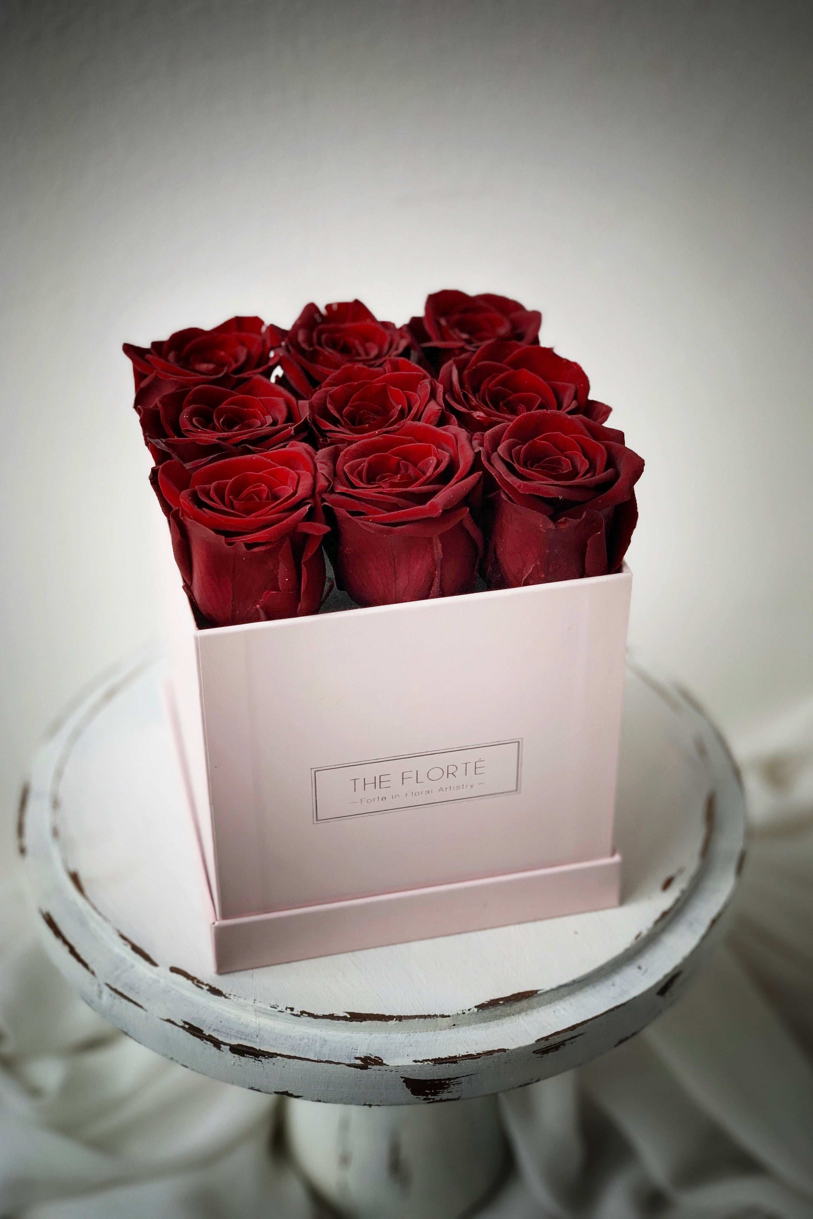 The Florté | Eternity Rosses Only, Square Bloom Box, 9 Roses, Red, White, Cream, Pink, Purple, Blue, Preserved Rose, Forever Roses, Everlasting Roses