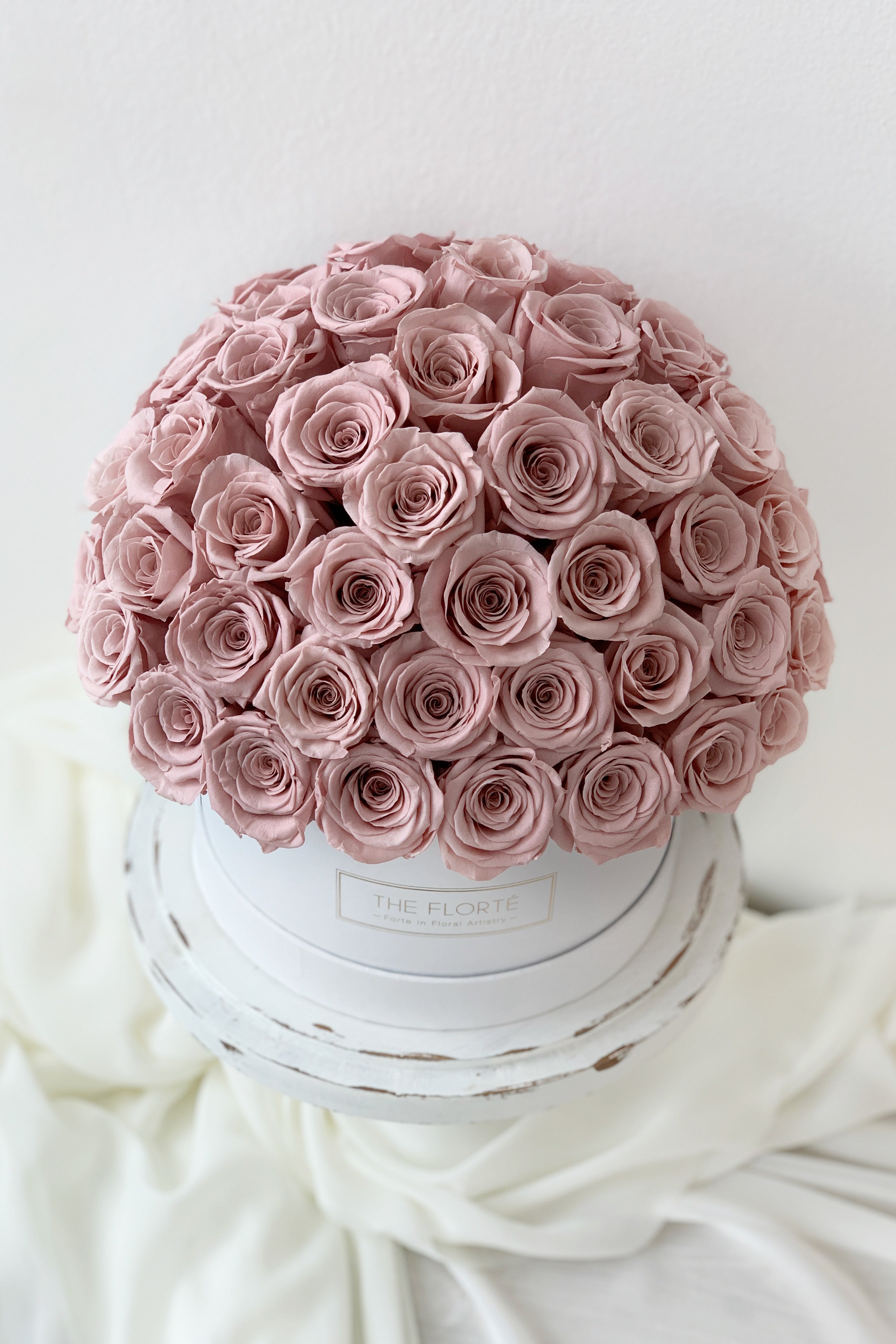 Eternity Rosabella, Dried & Preserved Bloom Box