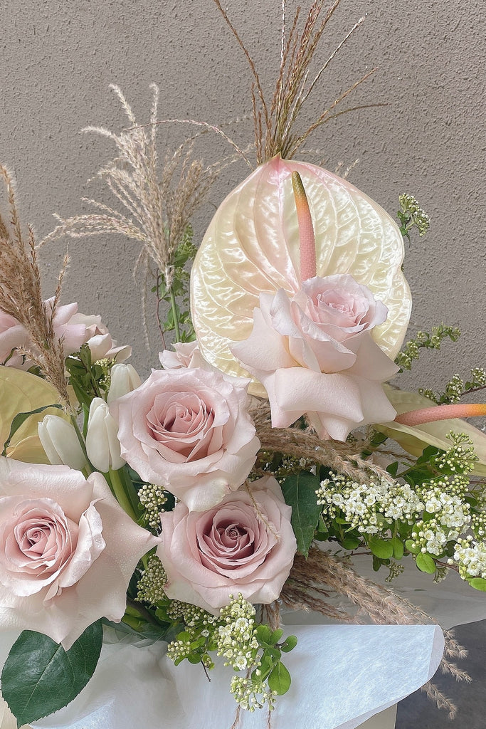 Rose Pale Bouquet Vase