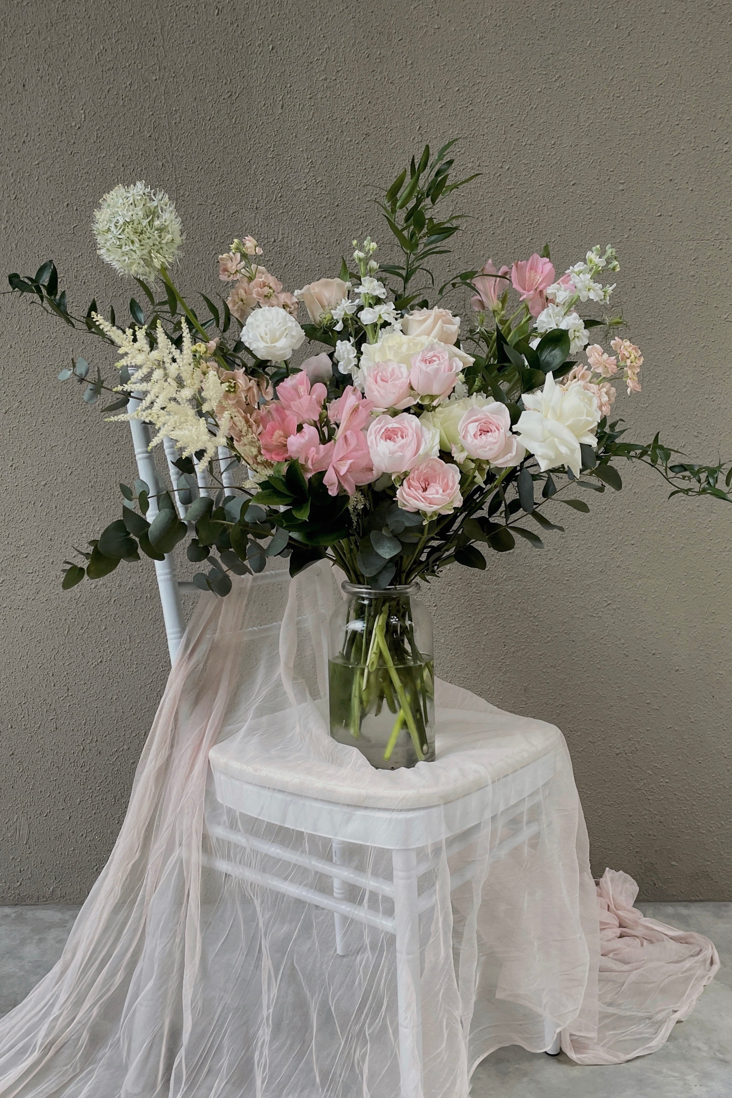 Gracefully Pastel Table Vase Subscription