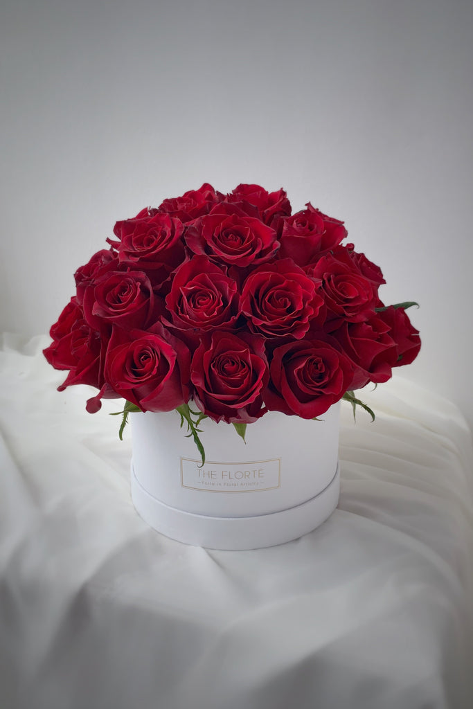 The Florté | Red Rosabella, Bloom Box, Red Roses, Kenyan Roses, Flowers in a Box, Floral Atelier, Red Roses Kenya Ecuador India, Best Flowers Singapore, Best Florist Singapore, Best Online Florist, Luxurious