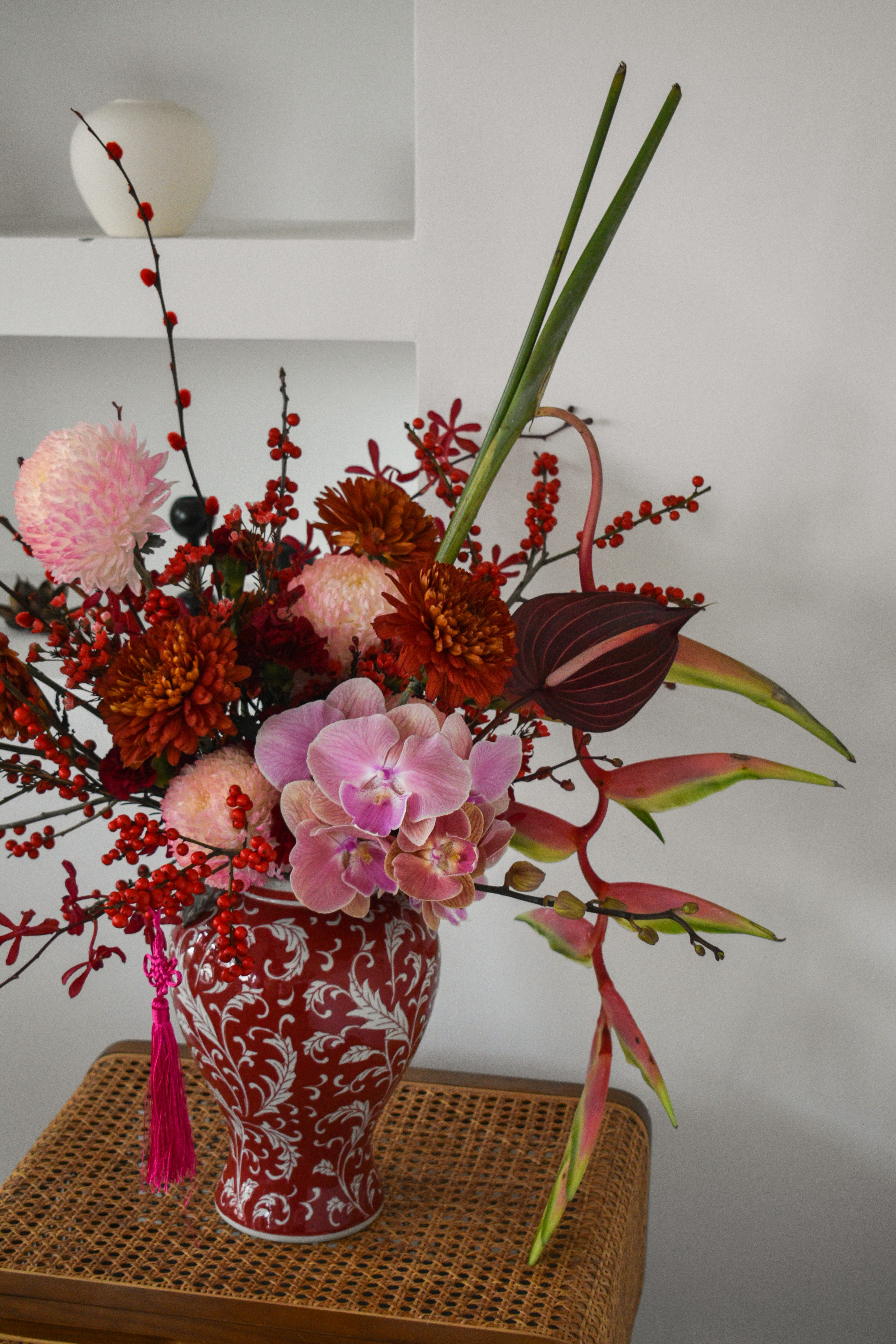 Joyful Reunion, Table Vase