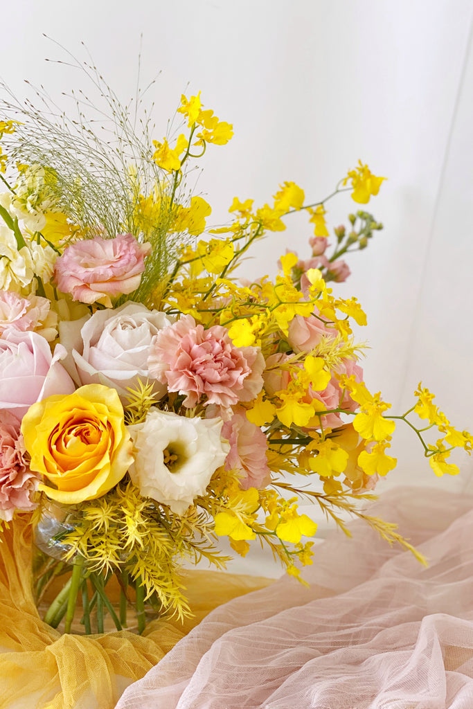 The Florté Florte | Blush'n Bright, Table Vase, Yellow Rose, Pink Rose, Mother's Day, Best Flowers Singapore, Best Florist Singapre, Best Online Florist