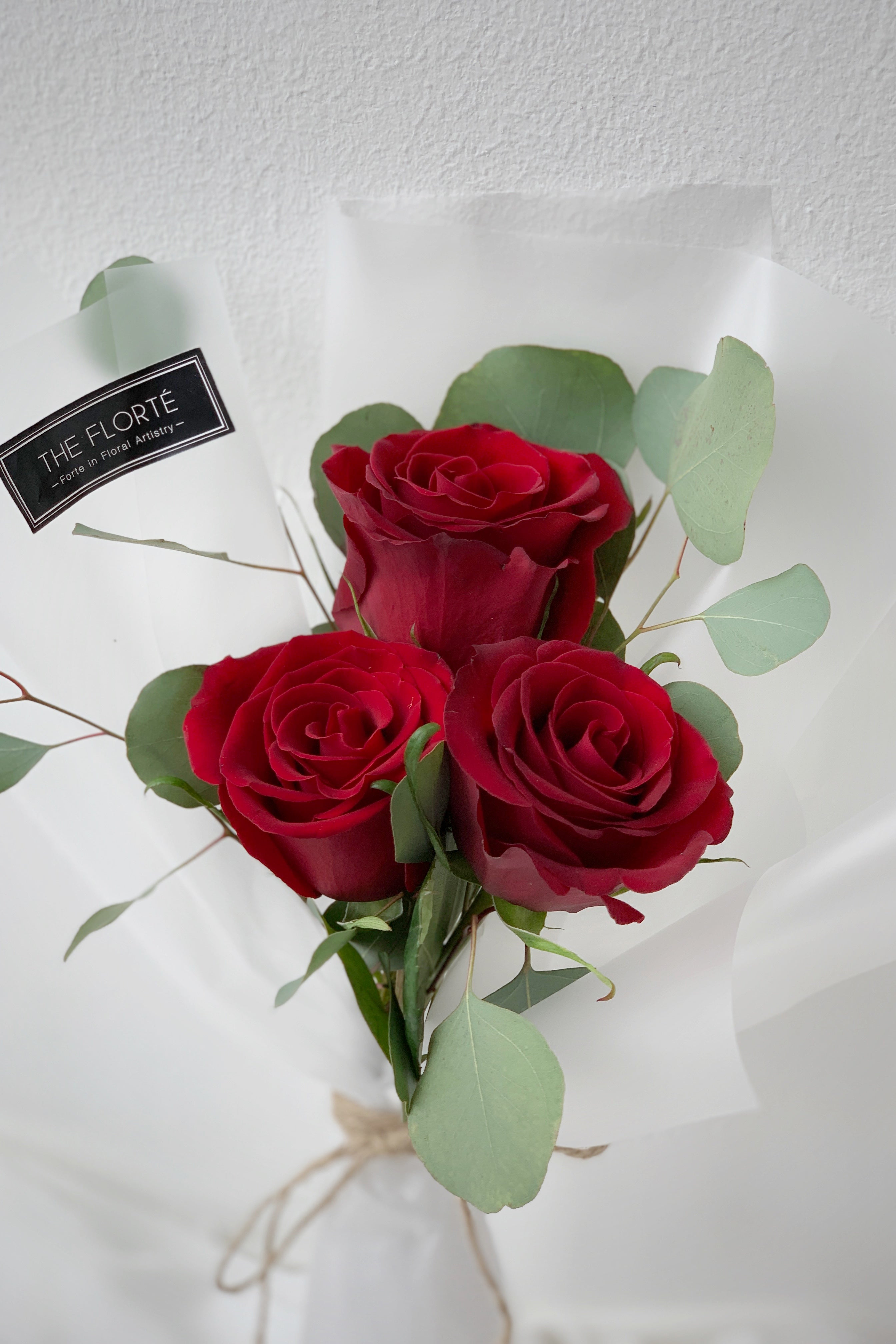 Baby Rosabella, The Florté Florte, Flowers Fleur Floral Bouquet, Petite Mini Posy, 3 roses eucalyptus, I love you, Romantic Classic Classy Love, Translucent Wrap