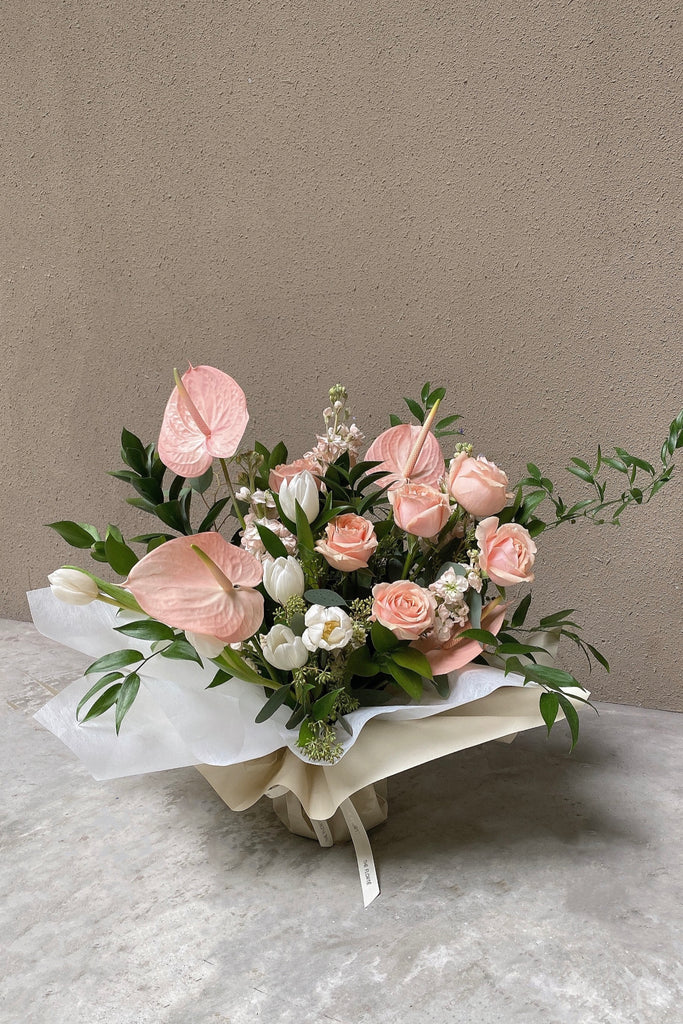 Pêche Roses, Bouquet Vase